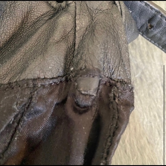 Vintage Fendi Mama Baguette Leather Shoulder Bag - Picture 10 of 15